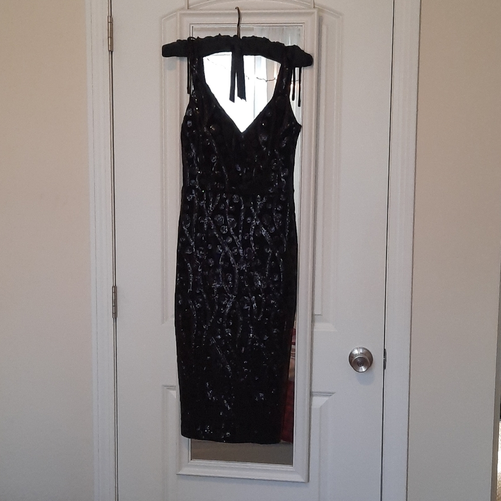 Tatyana Sequin Pencil Dress - size small